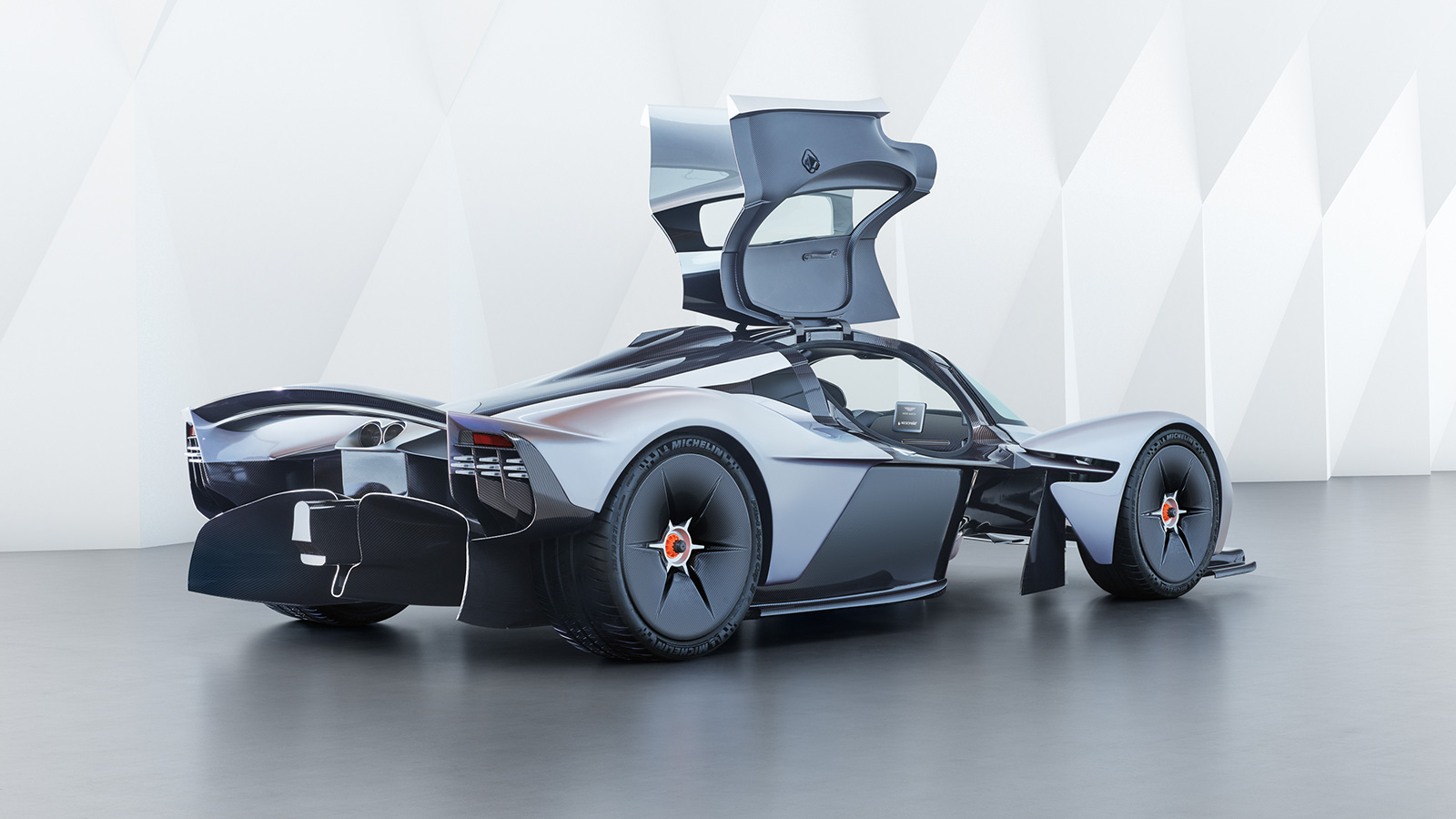 Valkyrie Amrb 001 Hypercar Red Bull Advanced Technologies